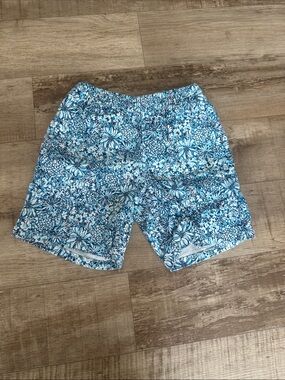 Lilly Pulitzer Blue Floral Kids shorts